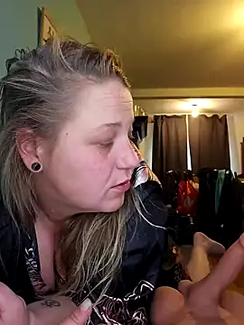 tessa91NL online show from December 15, 2024, 1:54 pm