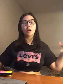 Prudie Gabriella online show from March 12, 2025, 5:07 pm