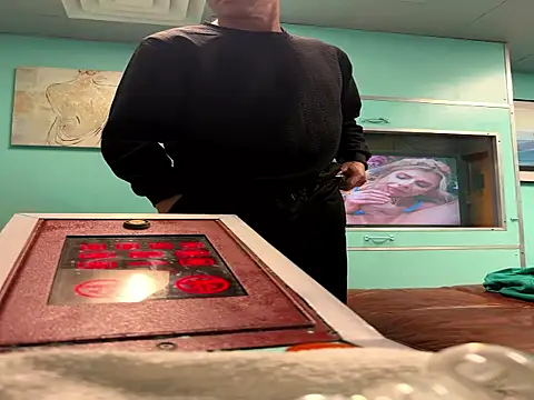 Snapshot of wheresando1 chatting on November 15, 2025, 5:16 am wheresando1 online show from November 15, 2025, 5:16 am