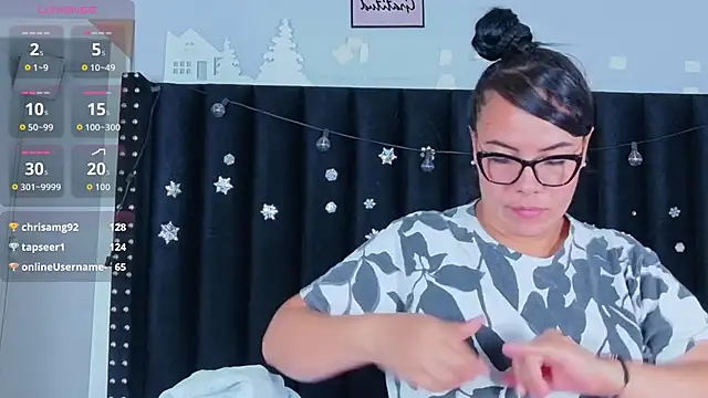 hotlatinateacher online show from December 16, 2025, 7:13 am