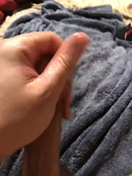 Snapshot of darksmoke011 chatting on March 5, 2026, 1:12 am darksmoke011 online show from March 5, 2026, 1:12 am