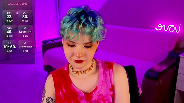 Snapshot of School_Love chatting on December 18, 2024, 4:17 pm School Love online show from December 18, 2024, 4:17 pm