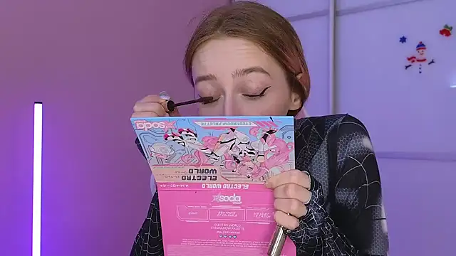 Snapshot of MichaDenver chatting on February 4, 2025, 4:15 am MichaDenver online show from February 4, 2025, 4:15 am