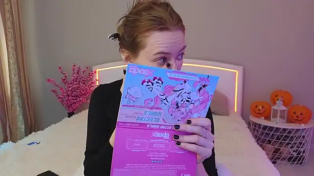 Snapshot of MichaDenver chatting on October 24, 2025, 8:22 am MichaDenver online show from October 24, 2025, 8:22 am