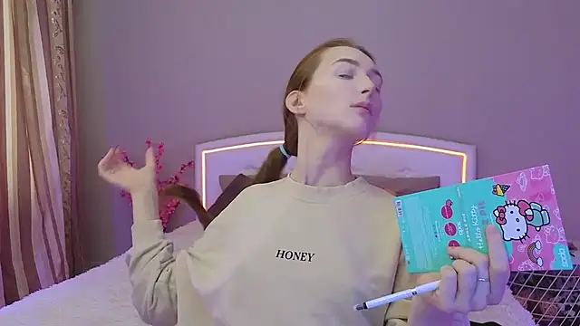 Snapshot of MichaDenver chatting on November 13, 2025, 10:47 am MichaDenver online show from November 13, 2025, 10:47 am