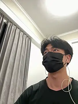 wuzhimao0207 online show from February 14, 2025, 5:03 pm
