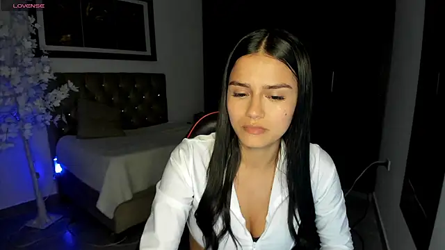 Snapshot of cloe_fox chatting on January 3, 2025, 4:00 am cloe fox online show from January 3, 2025, 4:00 am