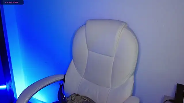 Snapshot of cloe_fox chatting on March 19, 2025, 5:30 am cloe fox online show from March 19, 2025, 5:30 am