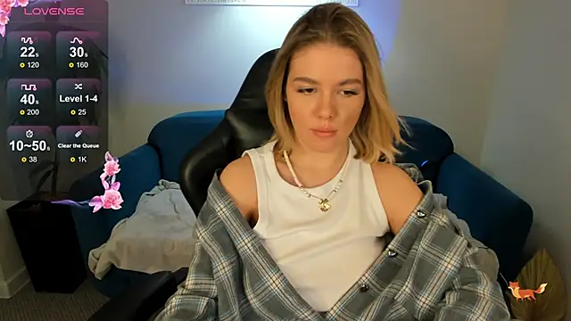 Anna Robinson online show from March 10, 2025, 1:32 pm