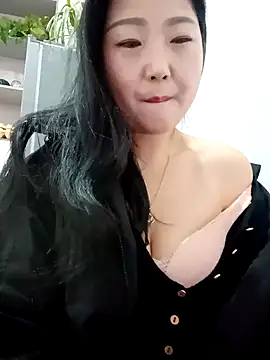 Snapshot of AHL756 chatting on January 23, 2025, 6:17 am AHL756 online show from January 23, 2025, 6:17 am