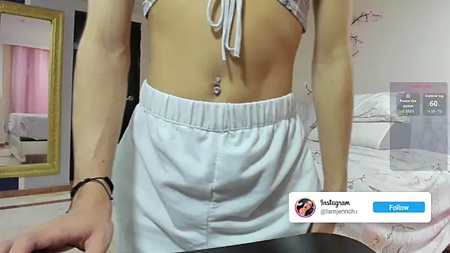 charolbruce 1 online show from November 27, 2025, 12:07 pm