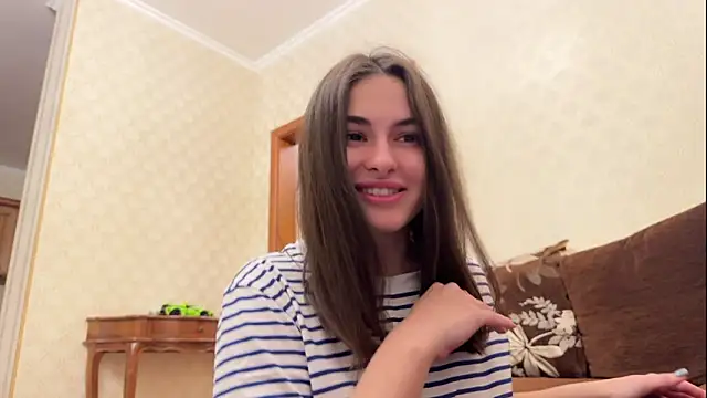 AmiCumOn online show from February 6, 2025, 12:37 pm