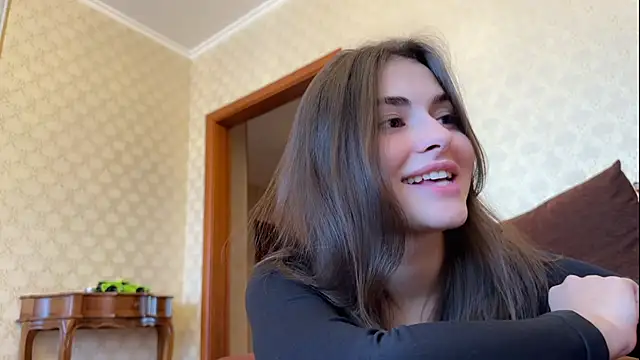 AmiCumOn online show from February 18, 2025, 9:21 am