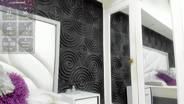 AbigailWilliams  online show from October 27, 2025, 11:14 am