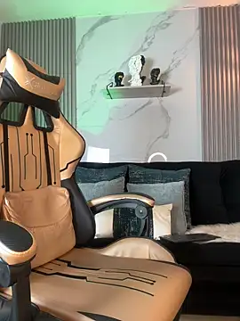 jaxon colton online show from November 25, 2025, 4:01 am