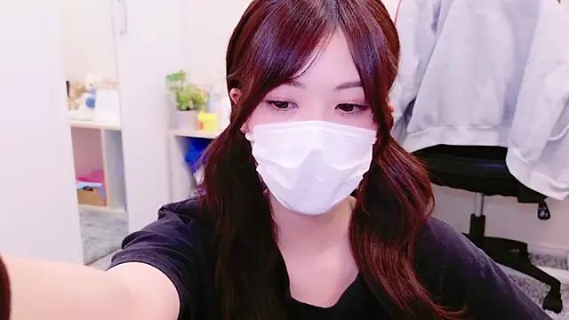 oxo yuna oxo online show from January 27, 2025, 4:01 pm