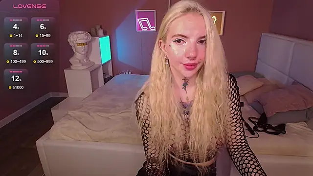 AnneTenet online show from March 9, 2025, 10:19 am