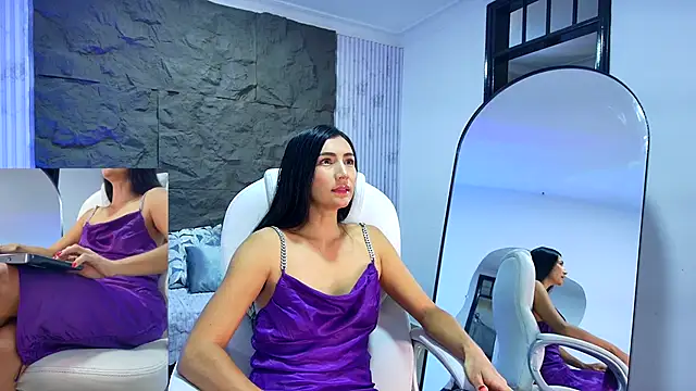 coniie jhons online show from December 21, 2025, 11:50 am