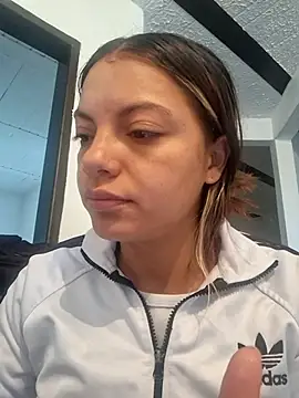 Daila 20  online show from December 2, 2025, 12:43 pm