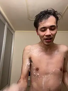 Snapshot of ryusei18570 chatting on February 15, 2025, 2:55 pm ryusei18570 online show from February 15, 2025, 2:55 pm