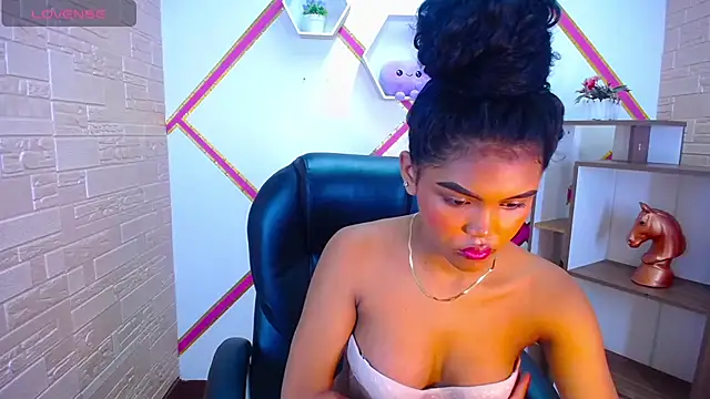 Melody Stan online show from October 10, 2025, 5:34 pm