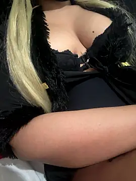 sexy-hadiil online show from January 11, 2026, 12:37 am