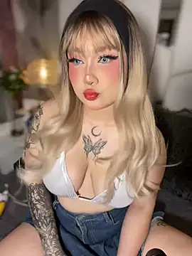 AHRI LEE online show from December 17, 2024, 3:06 am