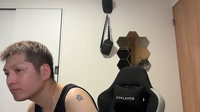 kensnb online show from April 15, 2026, 11:39 am