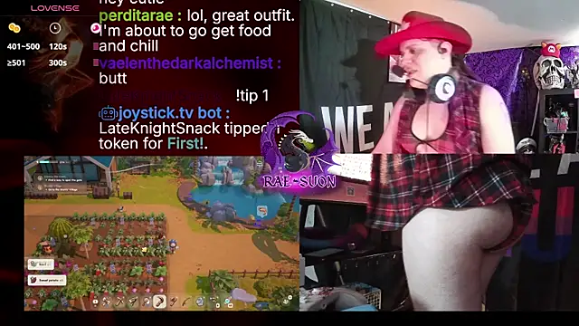 Snapshot of Rae-Suon chatting on April 11, 2026, 7:51 pm Rae-Suon online show from April 11, 2026, 7:51 pm