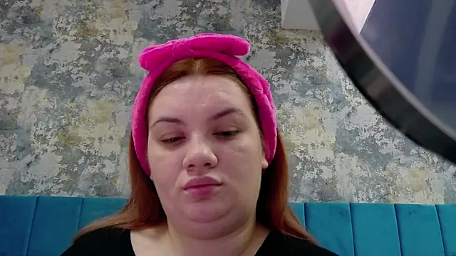 MelanieBrownn online show from January 6, 2025, 3:20 am