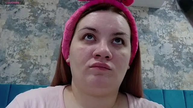 MelanieBrownn online show from January 13, 2025, 3:34 am