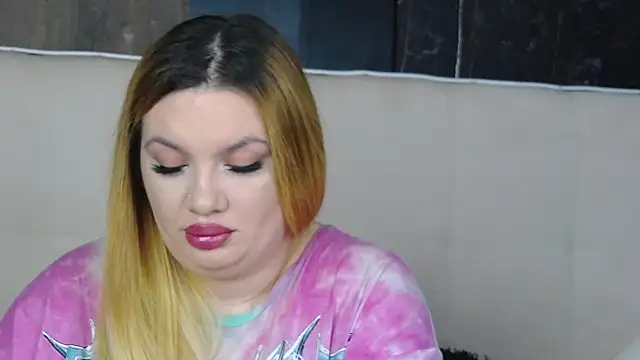 MelanieBrownn online show from January 17, 2026, 7:24 am