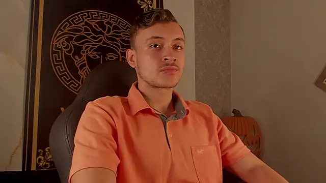 Desmon Clark online show from October 9, 2025, 12:52 am