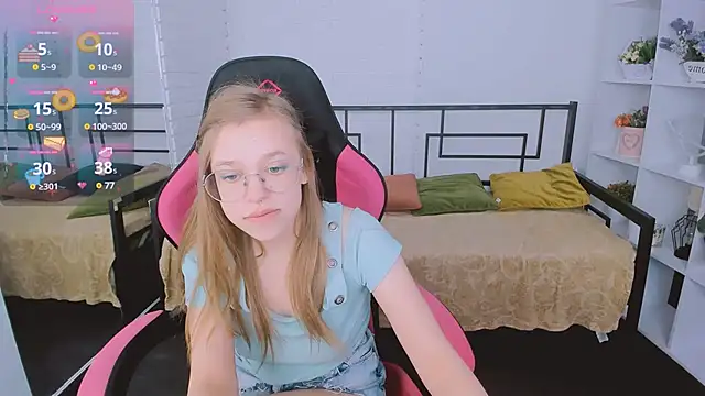 LayriantaVee online show from February 6, 2025, 10:48 am