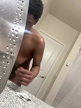 Snapshot of TransboyJay chatting on February 6, 2025, 6:40 am TransboyJay online show from February 6, 2025, 6:40 am