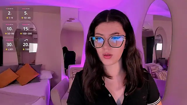 AmberFarrell online show from April 3, 2026, 8:07 pm