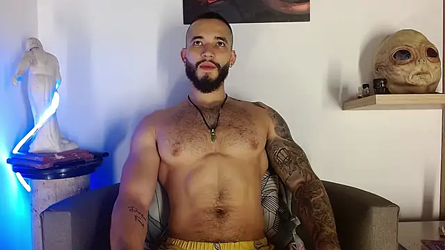 Morgann jones online show from June 3, 2026, 3:39 pm