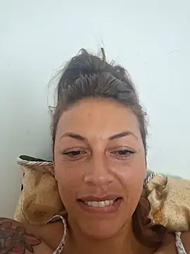 Hanna Charming online show from April 19, 2026, 3:11 pm