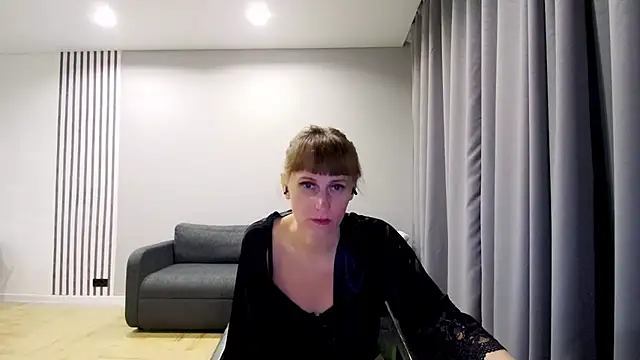 Daniella Lorente online show from December 17, 2024, 4:34 am