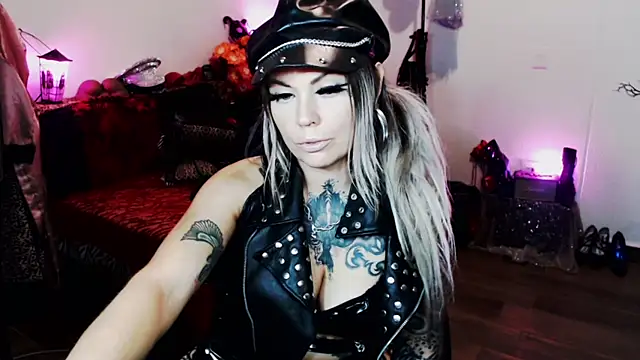 Snapshot of Ryder_D_Bauchery chatting on February 17, 2025, 5:21 pm Ryder D Bauchery online show from February 17, 2025, 5:21 pm