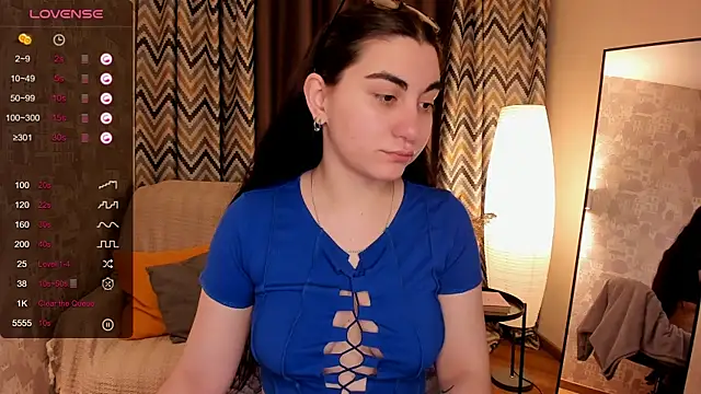 hannacheekss  online show from February 22, 2025, 1:55 am