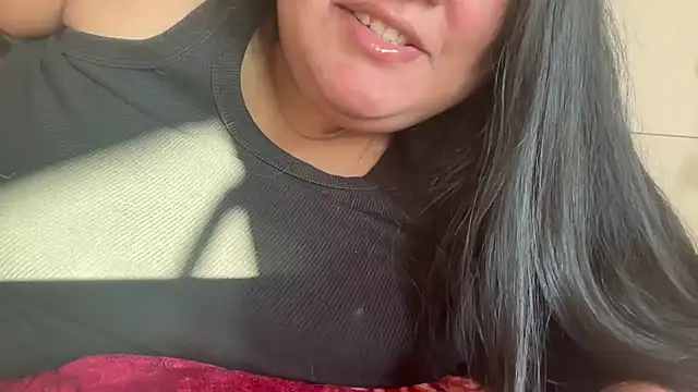 Snapshot of MashaCL chatting on February 14, 2025, 9:03 am MashaCL online show from February 14, 2025, 9:03 am