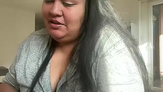 Snapshot of MashaCL chatting on February 28, 2025, 9:04 am MashaCL online show from February 28, 2025, 9:04 am