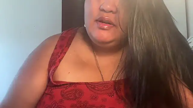 Snapshot of MashaCL chatting on March 19, 2025, 9:28 am MashaCL online show from March 19, 2025, 9:28 am