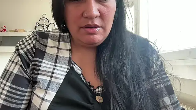 MashaCL online show from November 13, 2025, 9:19 am