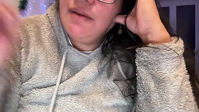 MashaCL online show from January 5, 2026, 6:11 pm