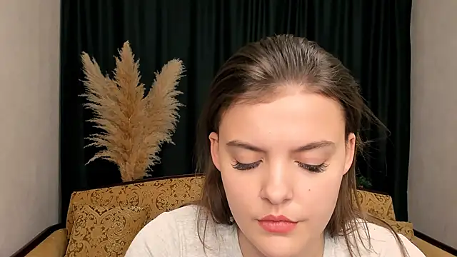 Snapshot of showmeparadise chatting on February 3, 2025, 12:47 pm showmeparadise online show from February 3, 2025, 12:47 pm