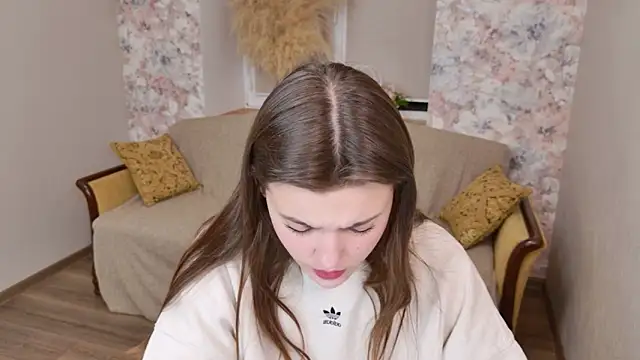 showmeparadise online show from November 21, 2025, 5:50 am