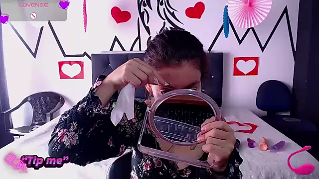 Tefannyy  online show from February 10, 2025, 3:21 pm