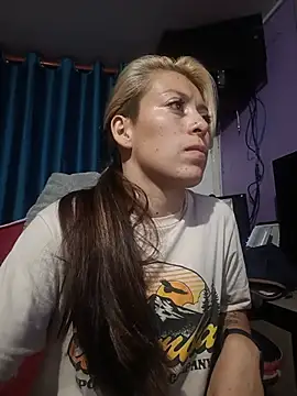 Tefannyy  online show from May 21, 2026, 5:14 am
